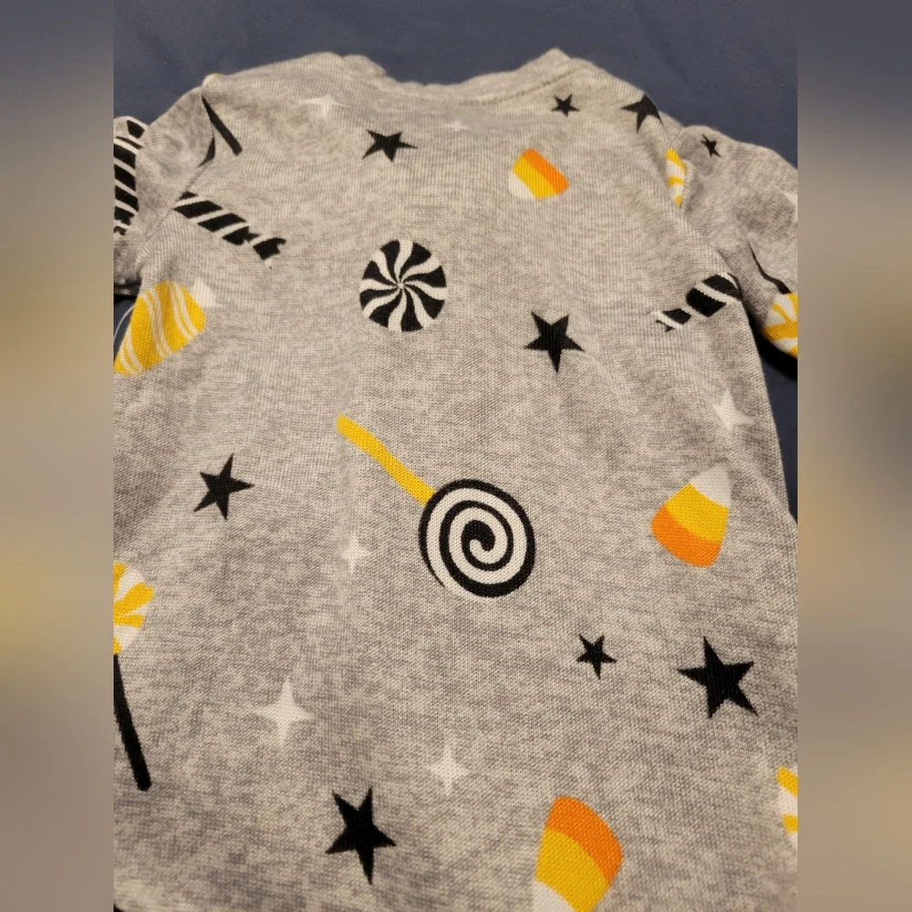 Celebrate it halloween footie bodysuit 3-6month infants